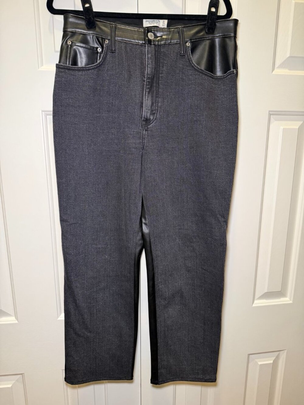 Abercrombie Ankle Straight Faux Leather Pants 32